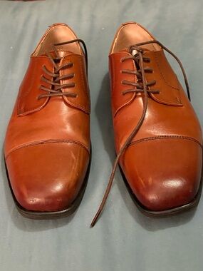 Florsheim Men's Brown Cap-Toe Derby dress shoes size 7